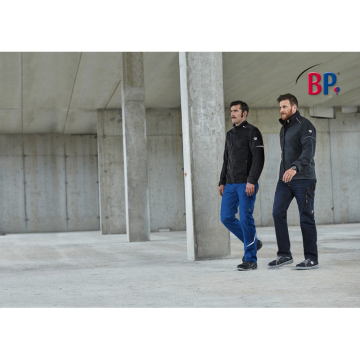 Jean de travail 8 poches coupe seyante et ergonomique