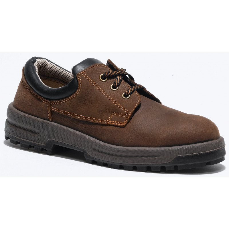 Chaussures de securite basses type trekking en 345 s3