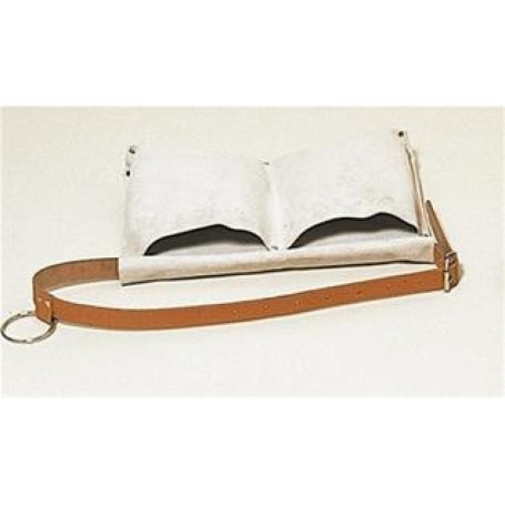 Poche a clous cuir avec ceinture