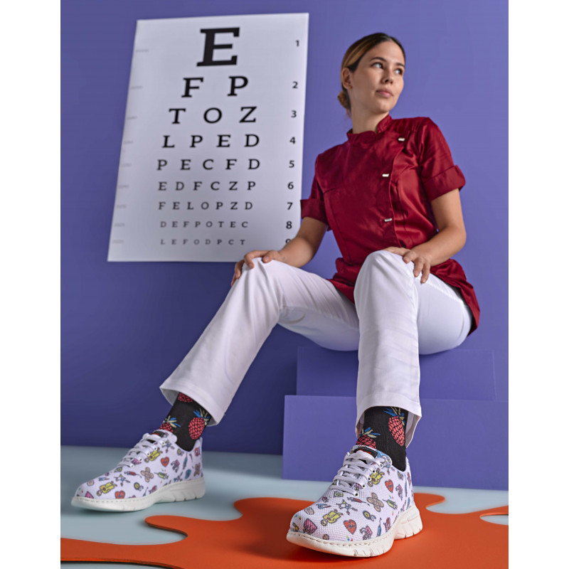 Chaussure type tennis pour personnels médicaux, infirmiers, infirmières