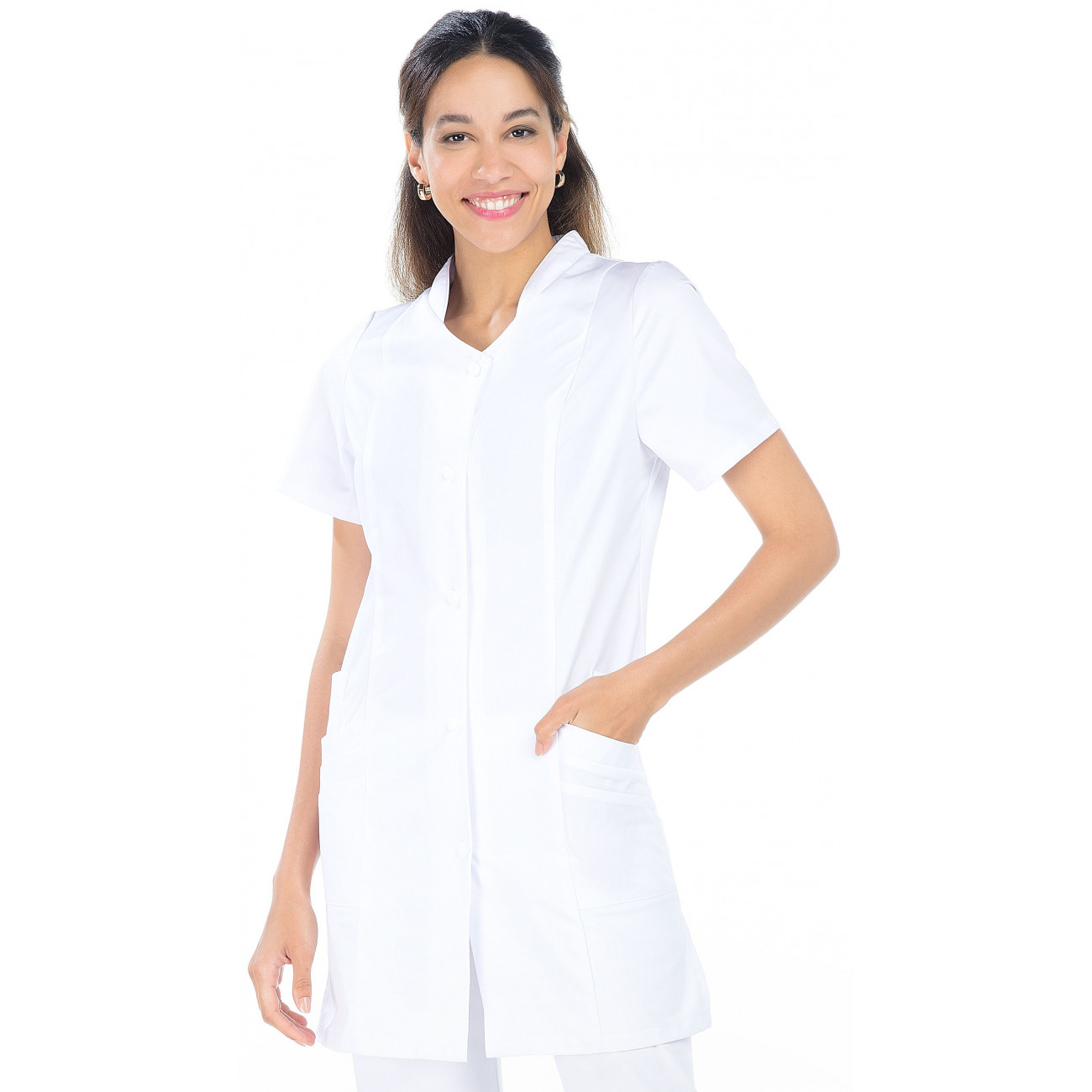 Blouse de travail femme manches courtes coupe ajustée