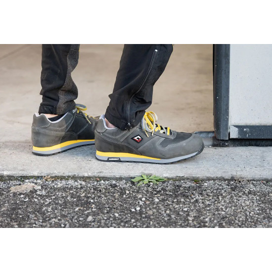 Chaussures de sécurité basses Monza S3 avec semelle technique Michelin légères et sportives