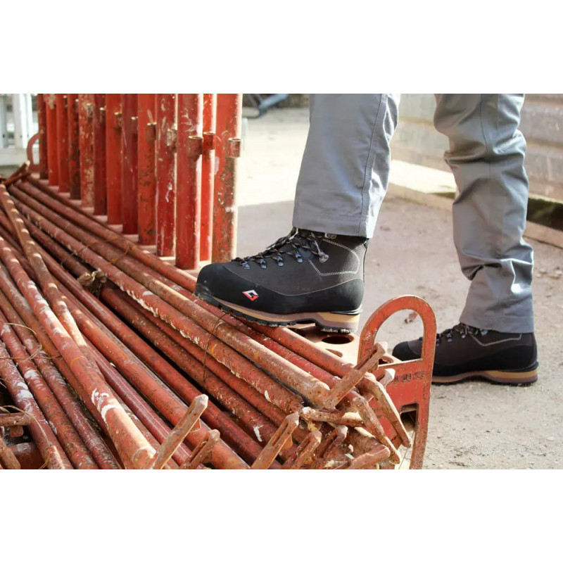 Chaussures de sécurité spécial outdoor Garsport pour professionnels du terrain