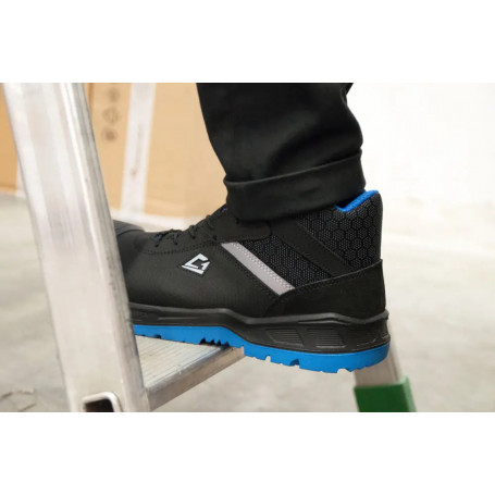 Chaussure de sécurité basse S3 en microfibre technique