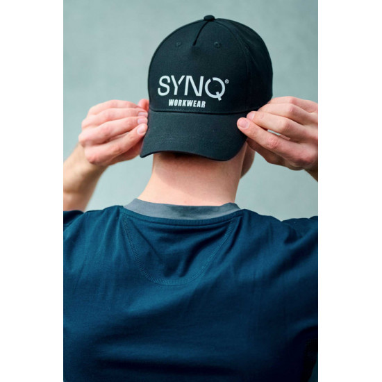 Casquette SYNQ® Maurice : votre alliée contre le soleil lors du travail en extérieur