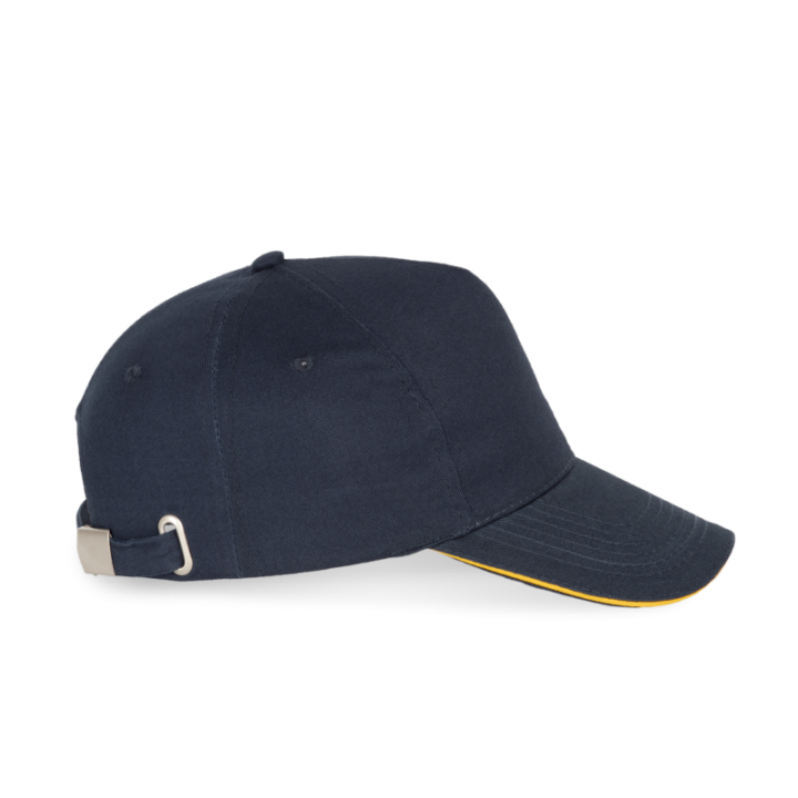 Casquette avec sandwich contrasté