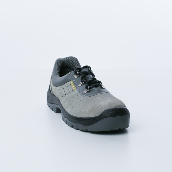 Chaussures basses cuir croute velours