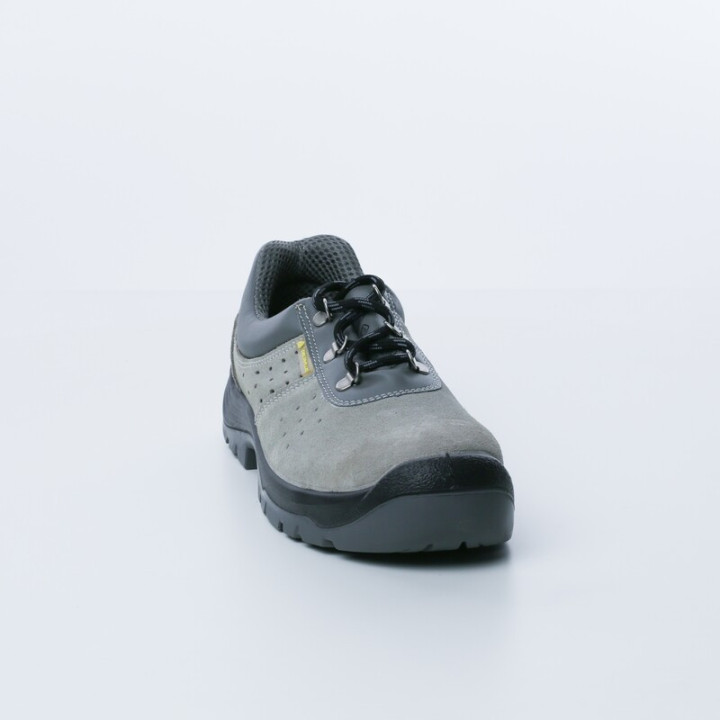 Chaussures basses cuir croute velours