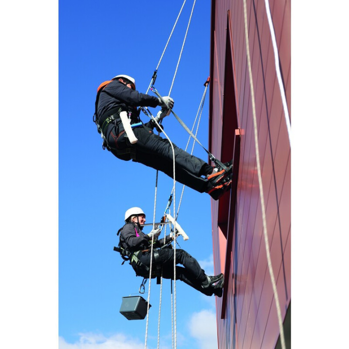 Harnais antichute avec ceinture à cuissardes