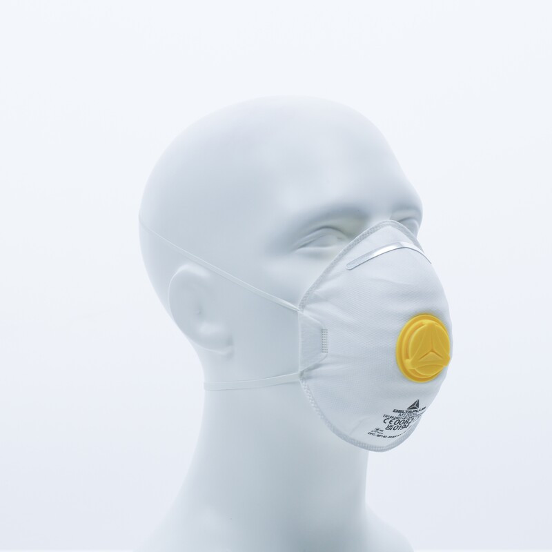 Demi-masques jetables moulés FFP2 avec valve