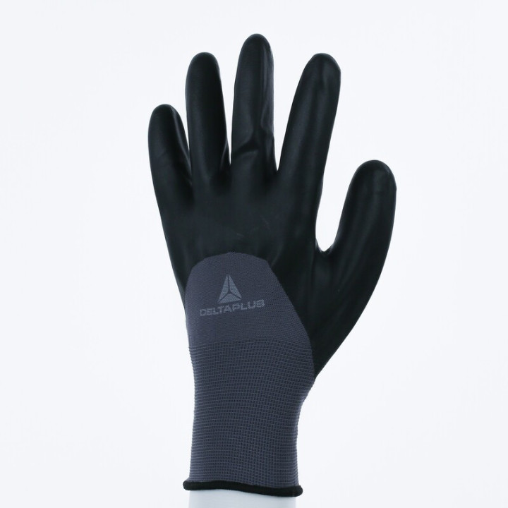 Gants de manutention pour milieux huileux