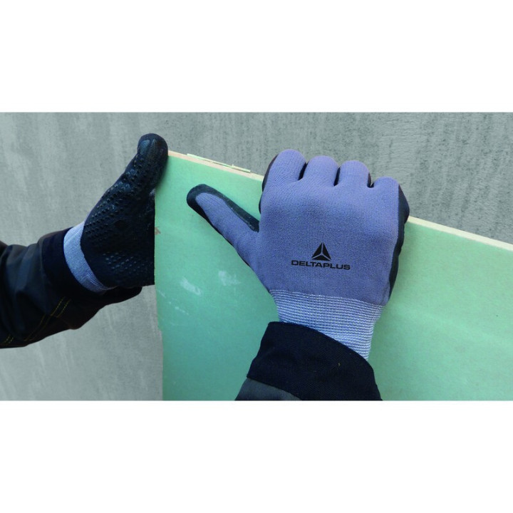 Gants de travail enduit pour milieux huileux