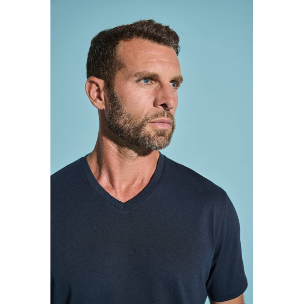 T-shirt écoresponsable col V antibactérien homme